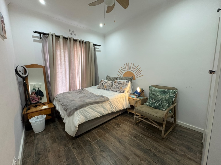 To Let 2 Bedroom Property for Rent in Claremont Upper Western Cape